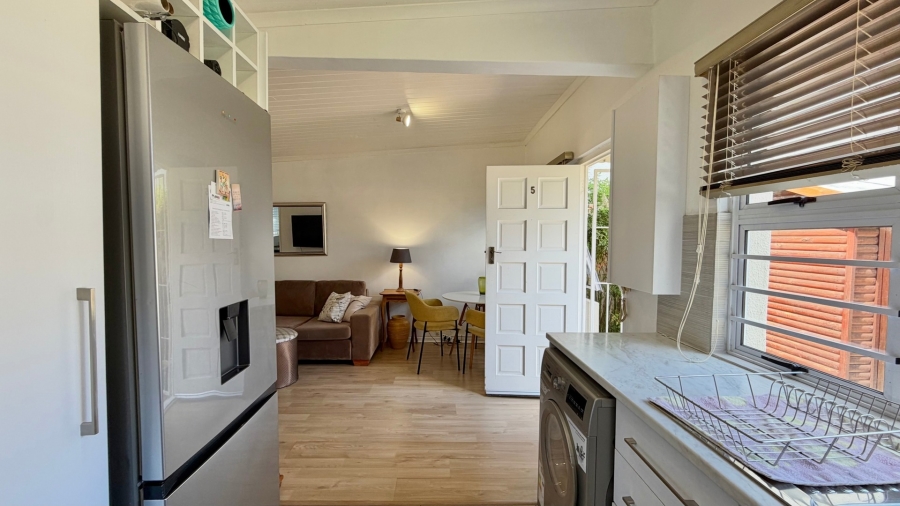 1 Bedroom Property for Sale in Plumstead Western Cape